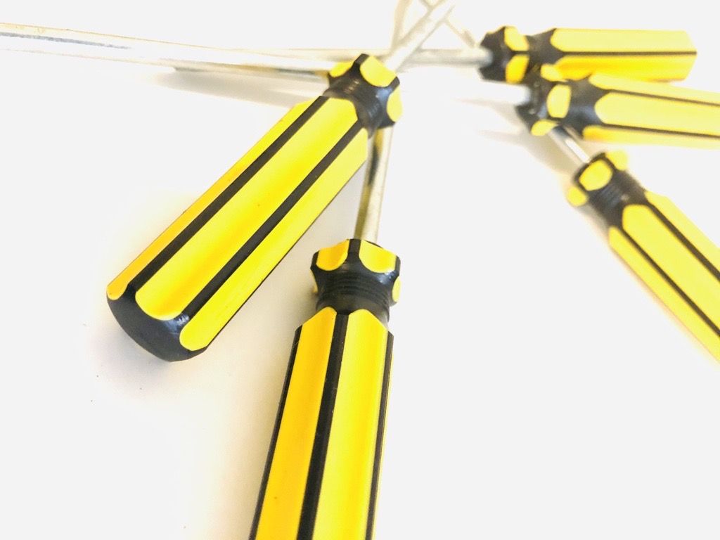 Yellow and Black Screw Drivers